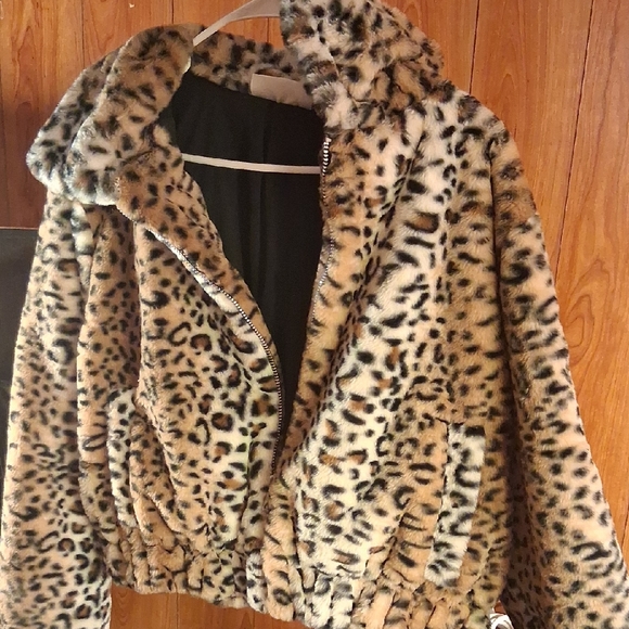 No Boundaries Jackets & Blazers - No Boundaries Leopard Print Teddy Jacket in Tan and Black